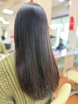 アークスヘアー&nbsp;30代40代ハイライトクラゲヘアー×白髪ぼかし大人ミディウルフ