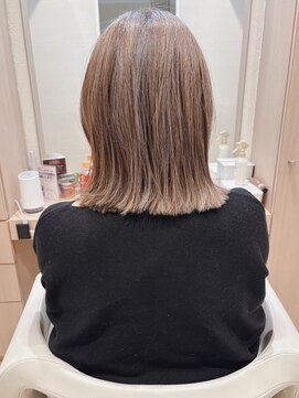 こなれセミディ前髪グレージュくびれヘア似合わせイメチェン40代