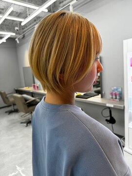 ネイロ 北千住(NeiRo) 小顔ショートボブカラー大人ショートボブひし形ショートカット