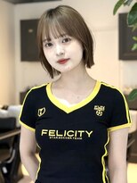 ヨロ 小岩(YOLO)&nbsp;ハイライトカラーミルクティーベージュケアブリーチダブルカラー