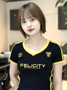 ヨロ 小岩(YOLO) ハイライトカラーミルクティーベージュケアブリーチダブルカラー