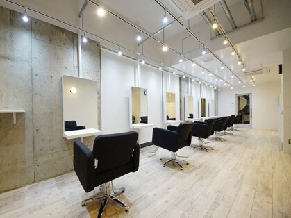 アグ ヘアー ラヴィール 長岡天神店(Agu hair ravir)の写真