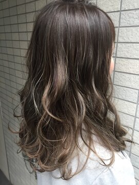 デリコ(DELICO) 外国人風×無造作波ウェーブ [大宮美容室]