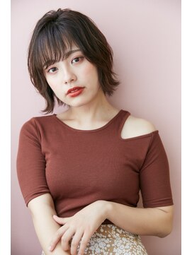 フィガロ アヴェダ(FIGARO AVEDA) 外ハネ・ショートボブ