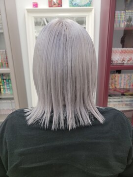 クリーン ヘアデザイン(CLLN hair Design) ホワイトシルバー