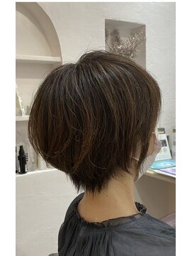 ベルトヮ(Belle toi) おとなショート