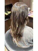 髪の美院 シャルマン ビューティー クリニック(Charmant Beauty Clinic)&nbsp;ハイライトカラー