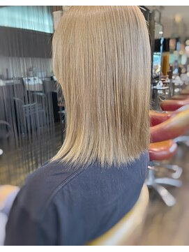 ビビディ バビディ ブー 河原町三条店(Bibbidi.bobbidi.boo) ミルクティーベージュカラー