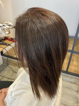 エム(emu) 髪質改善30代40代50代/似合わせ大人可愛い叶えます/ミディアム