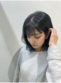 くびれミディ×ブリーチなしブルーカラー