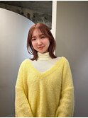 ピンクベージュ