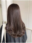 まろみベージュ レイヤーカットロング