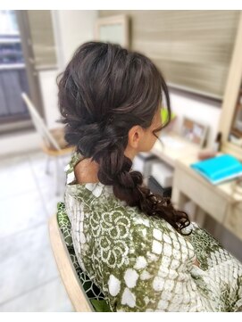 リサ 恵比寿(risa.) サイド編みおろし