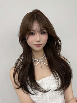 アマトウキョウスマートサロン(AMA TOKYO×Smart Salon) ヘーゼルベージュ　ブリーチなし　レイヤーカット　海外風