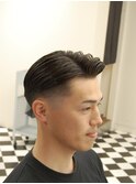 スパイキーショートブルーブラックフェザーパーマサーフカール