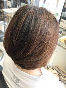 トレボー 聖蹟桜ヶ丘店の写真/大人女性におすすめ！気になる白髪も、しっかりカバーしながら、お洒落も楽しめるスタイルに【聖蹟桜ヶ丘】