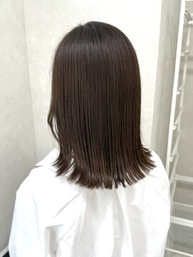 ルフトバイアンビエンテ(Luft by ambiente) 切りっぱなしセミロング