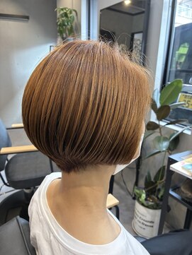 ラトリエ(L’ATELIER) 艶髪ショートボブ