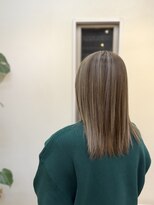 ギャラクシー ヘアードレッサーズ(galaxy hairdressers)&nbsp;シルバーグレーハイライト