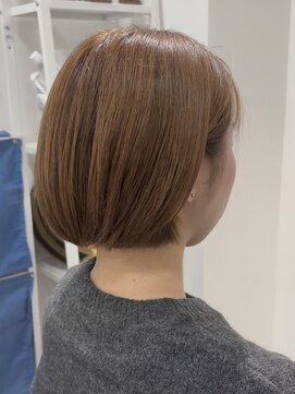 ロジャー(ROGER) 簡単まとまりレイヤーボブ