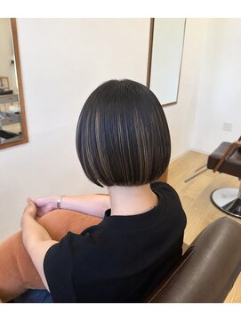 城戸美容堂 ぱつっとミニボブ