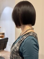 ゼンドットカラスマ(Zen.karasuma)&nbsp;切りっぱなしボブ