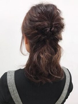 グランシュ 青葉台店(GranCieux) 【QUATRO】くるりんぱカジュアルアレンジ