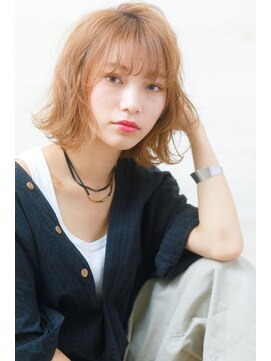 エミヲ 石川町(emiwo) emiwo名畑晃一 透明感たっぷりシナモンベージュ