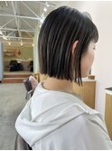 切りっぱなしボブ×グレージュ