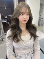 リリー(Lilley) (lilley内堀)韓国ヘア×レイヤーカット×オリーブベージュ