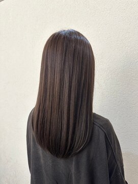 エルサフィロ キタハマ(el zafiro kitahama) 20×30代×透明感×髪質改善×アッシュ×グレージュ×ハイライト