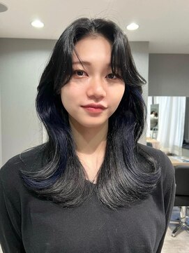 ニトバイアンキシム(nit by ahnkism) 韓国風レイヤーカット顔まわりくびれオルチャン堀江