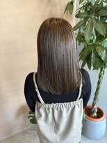 アット(at)&nbsp;質感柔らかカーキグレージュ