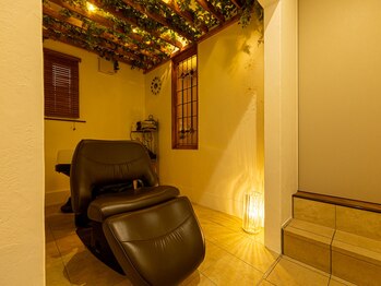 フルット(Frutto.)の写真/半個室のプライベートサロン◇悩みに真摯に寄り添う、マンツーマン施術で悩みを改善し理想へ導きます。