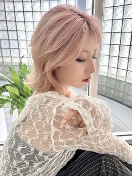 ミリア(MILIA) 20代30代40代大人レイヤーボブ/ハイトーンカラー