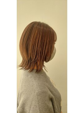 ゼル ビッグアイ(ZELE) くびれレイヤースタイル