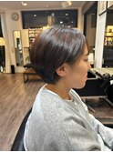 まとまりショートボブ+ ボリュームダウン