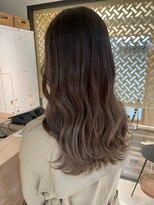 サラジュ 梅田店(SARAJU)&nbsp;saraju　ヒラノ　バレイヤージュ　グレージュ
