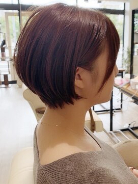 アイ(I.) 【 Ｉ. 】大人女性におすすめ丸みショートボブ　川口
