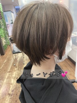フレンズ 環状通東店(friend's) グレージュショートボブ