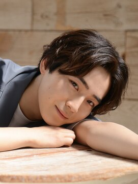 ロアー ヘアー ワメン(RAWR hair WaMen) 【RAWR】メンズ_韓国風パーマ_センターパート