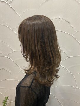 アン(Hair make un) ナチュラルウルフレイヤー