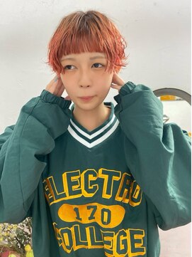 フィン(fin,) Ayato/美髪/ホワイトグレージュ/ネビージュ/こなれミディ/パーマ