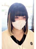 ミディアムボブ姫カット×黒髪+ハイトーンデザインカラー