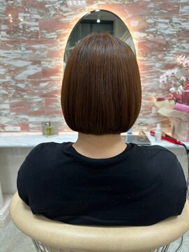 エル バイ ロンド 関(elle by Lond) [elle by lond]栗原　瑠世　艶感縮毛矯正×ボブ U