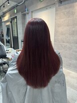 ルイス(L'wis)&nbsp;シールエクステで作る、レイヤーカットスタイル！ピンクブラウン