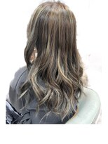 ジールヤマグチ 朝霧駅前店 【保村麗羅スタイル】【白髪ぼかし】 【白髪染め】