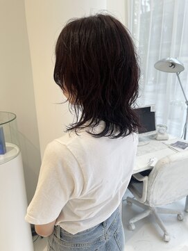 ハイブ 金沢(Hive) ミディアムレイヤーウルフカットゆるふわパーマスパイラル