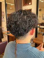 美容室ヒラトヤ 仙北店&nbsp;20代30代黒髪ツイストスパイラルパーマツーブロック