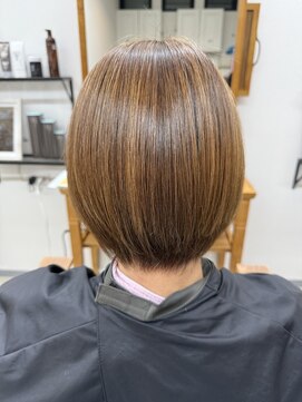 ラボ ヘアー(lab hair) ショート/ストレート/髪質改善/ハイライト/縮毛矯正/白髪ぼかし